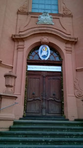 Auch die Stadtpfarrkirche St. Blasius verfügt über eine Heilige Pforte. 